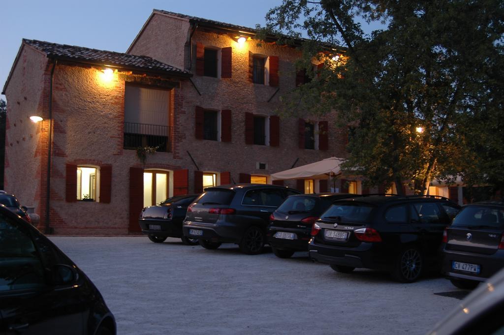 Agriturismo La Paterna Giavera del Montello Kültér fotó